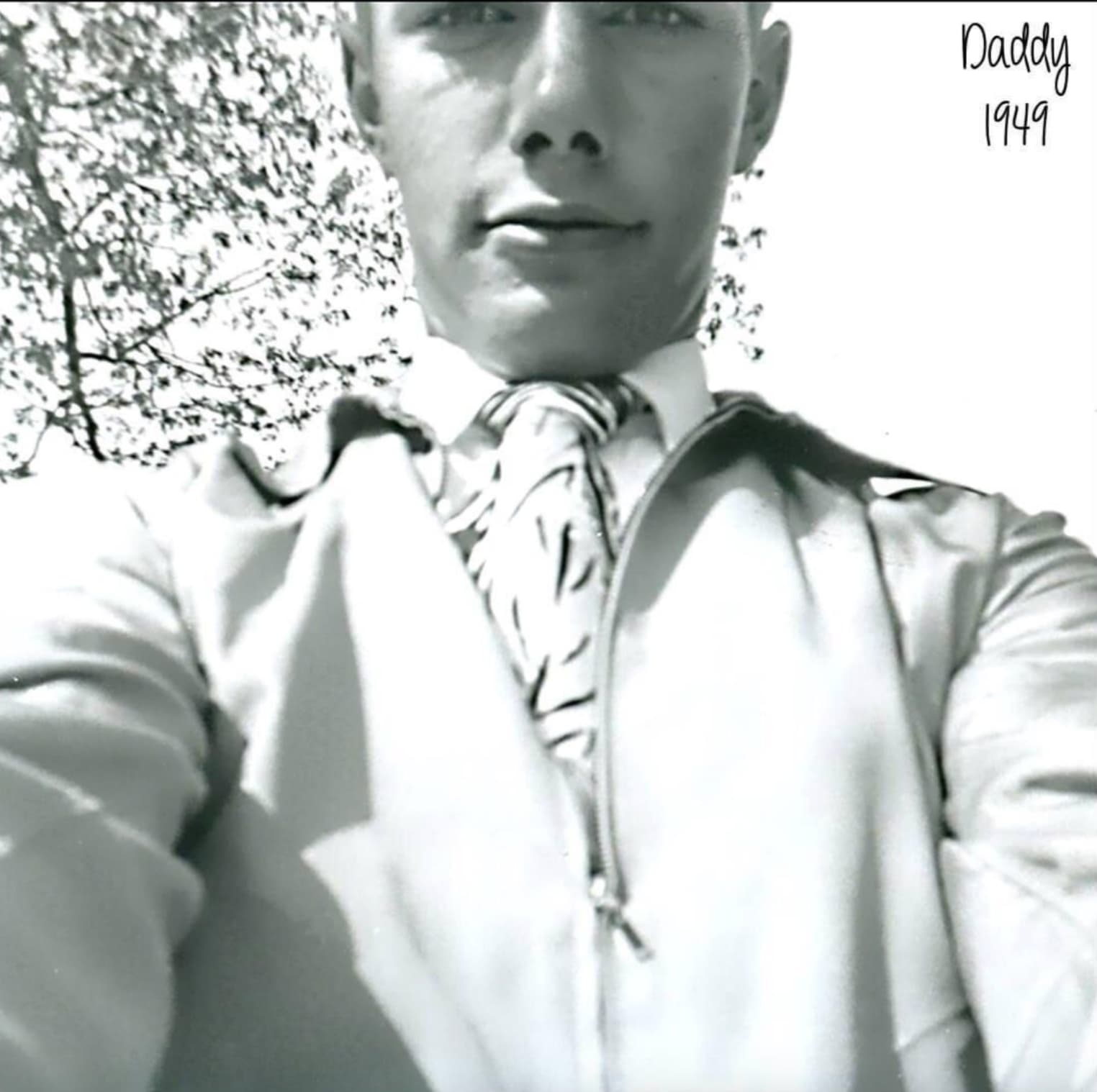 monochrome - Daddy 1949